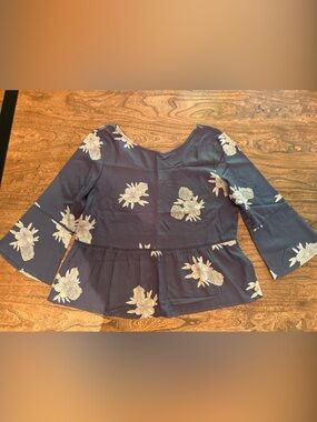 Roxy Navy Floral Peplum Blouse with Bell Sleeves - XL